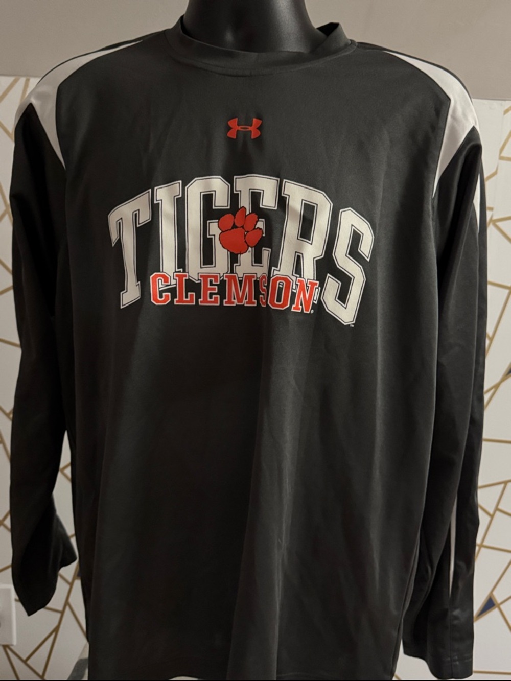 Under Armour Black and White Clemson Tigers Long Sleeve Shirt